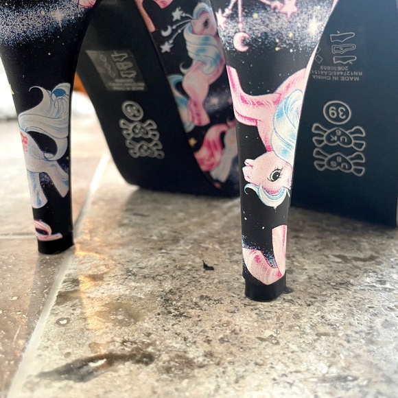 Women's Iron Fist My Little Pony Peep Toe Pumps | Size 8 - Picture 9 of 12